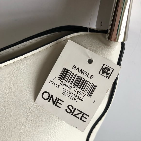 Alfani Bangle Hobo Bag, White, NWT - Picture 9 of 9